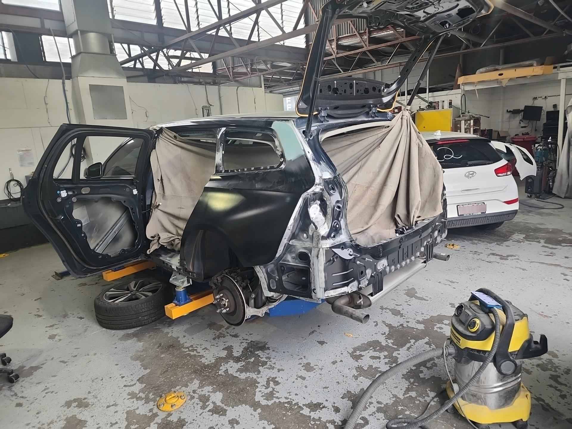 panel beater near annerley